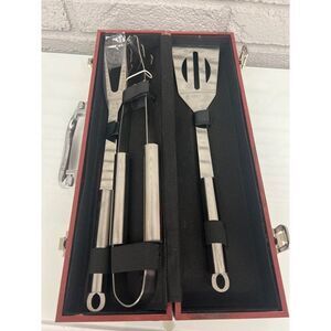 BergHoff Essential 3 PCS Stainless Steel BBQ Gift Set with Wooden Storage Case